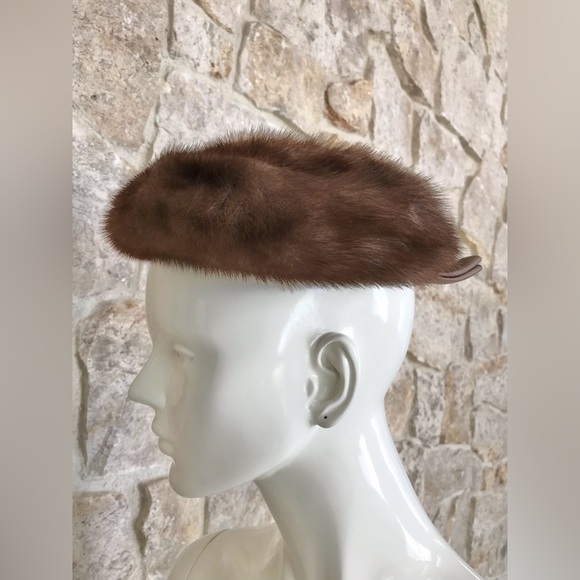 Incredible Vintage 1950s 1960s Mink Fur Hat by Amrose NY with Foot and Ribbon - Picture 5 of 15
